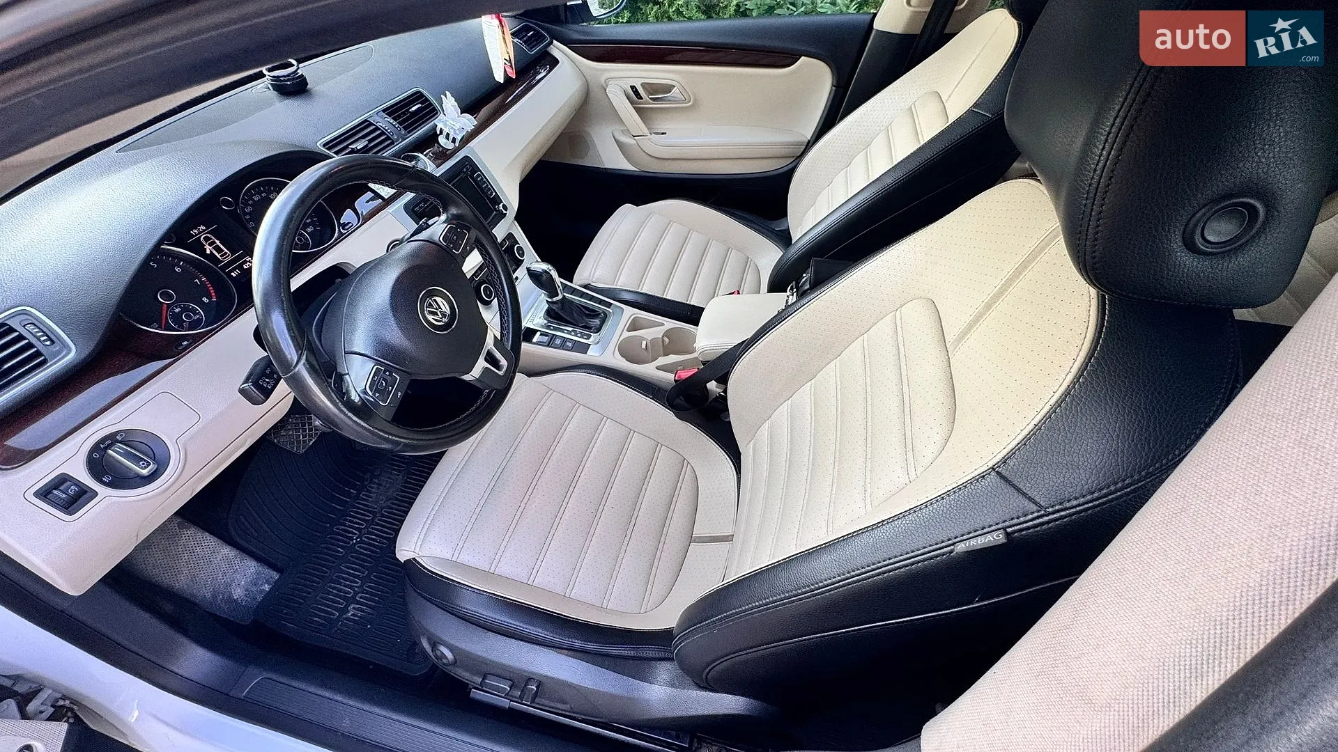 2011 Volkswagen Passat CC - мініатюра 16