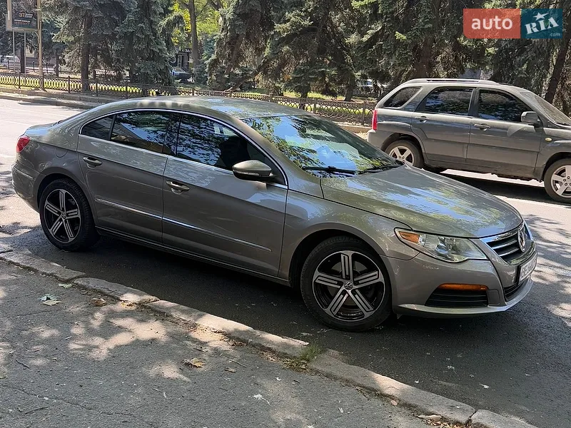Volkswagen CC / Passat CC 2011