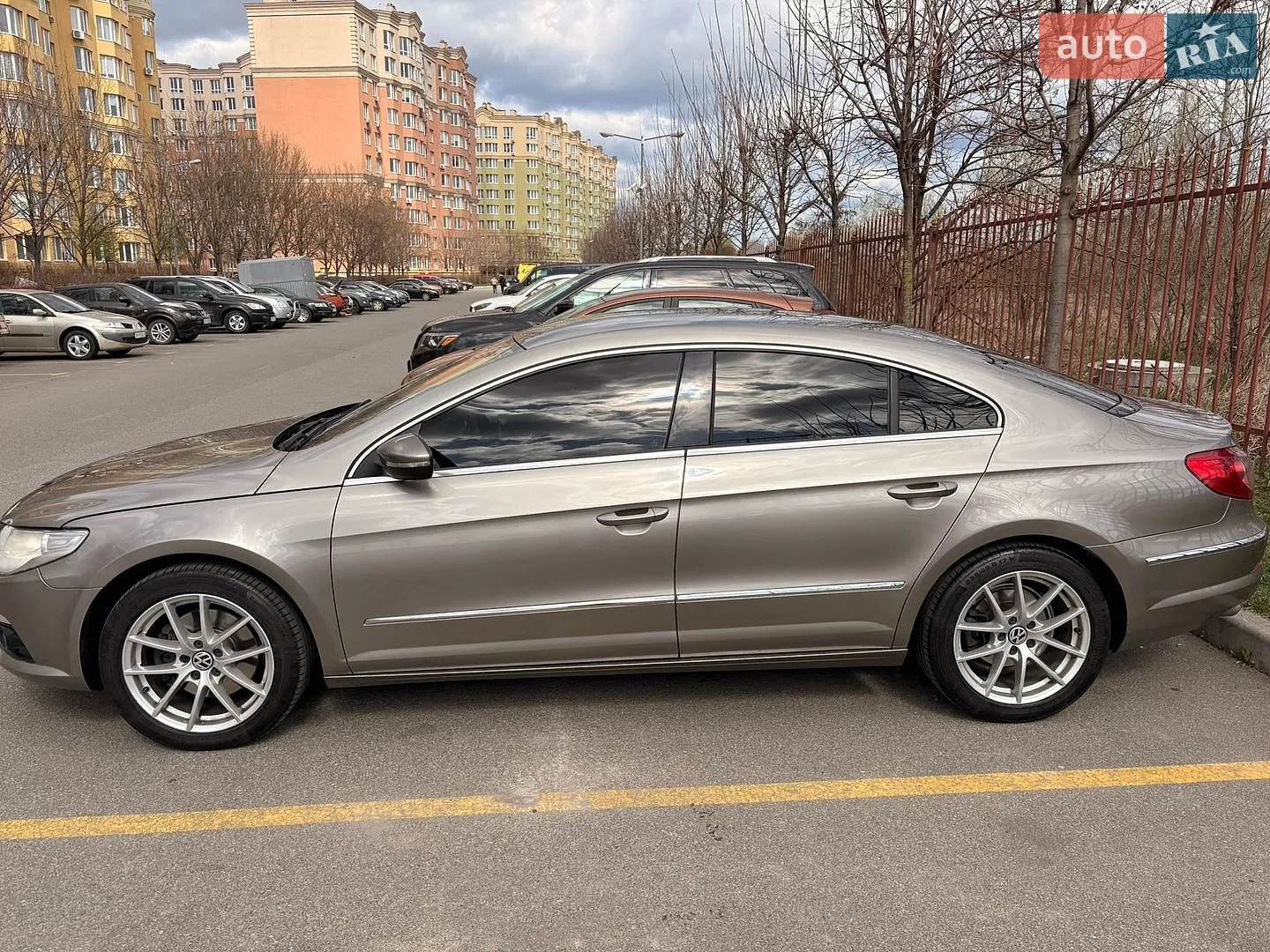 2010 Volkswagen Passat CC - мініатюра 3