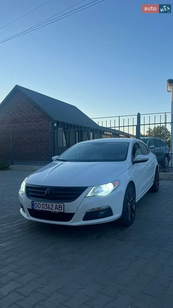 2010 Volkswagen Passat CC - мініатюра 2