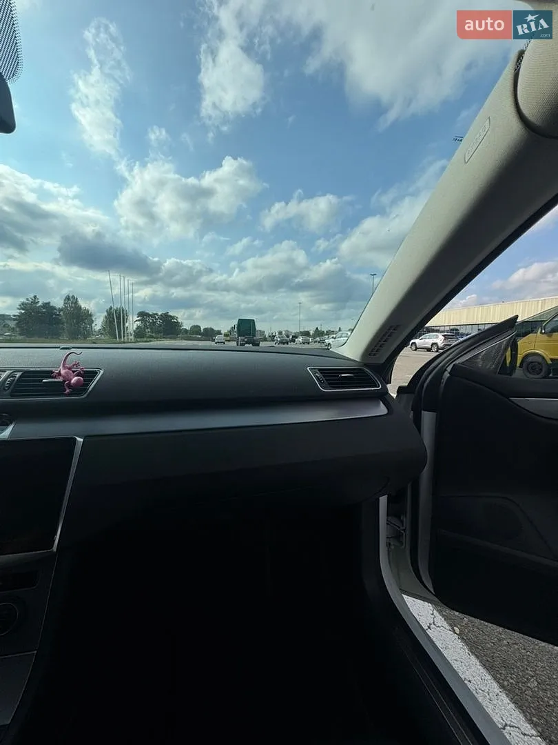 2015 Volkswagen Passat CC - мініатюра 17