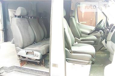 Вантажопасажирський фургон Volkswagen Crafter 2011 в Києві