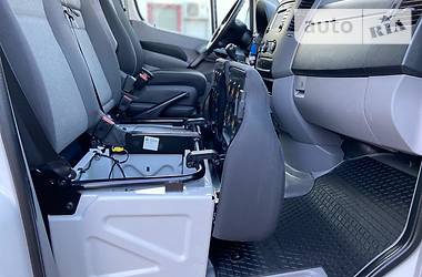 Грузопассажирский фургон Volkswagen Crafter 2016 в 