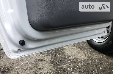 Вантажопасажирський фургон Volkswagen Crafter 2014 в 