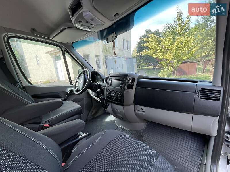 Микроавтобус Volkswagen Crafter 2011 в Ужгороде