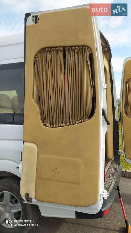 Микроавтобус Volkswagen Crafter 2010 в Кривом Роге