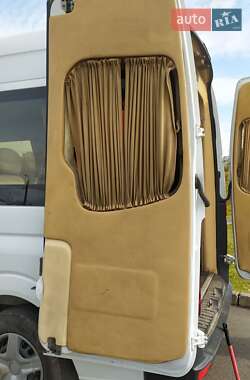 Микроавтобус Volkswagen Crafter 2010 в Кривом Роге