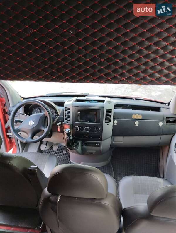 Микроавтобус Volkswagen Crafter 2014 в Вишневом