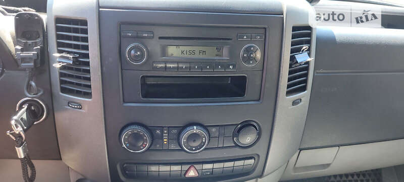 Грузовой фургон Volkswagen Crafter 2007 в Днепре