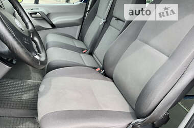 Туристический / Междугородний автобус Volkswagen Crafter 2015 в 