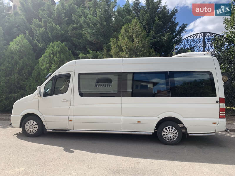 Микроавтобус Volkswagen Crafter 2011 в 