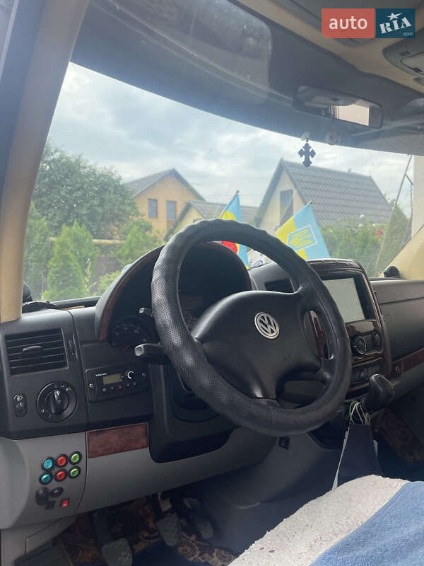 Микроавтобус Volkswagen Crafter 2011 в Измаиле
