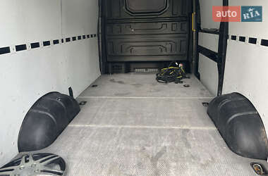 Грузовой фургон Volkswagen Crafter 2019 в 