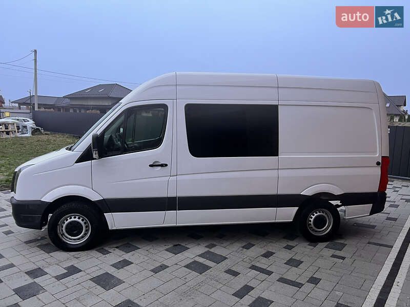 Мікроавтобус Volkswagen Crafter 2015 в Буштино