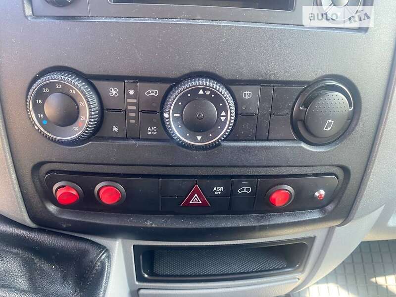 Рефрижератор Volkswagen Crafter 2015 в Львові