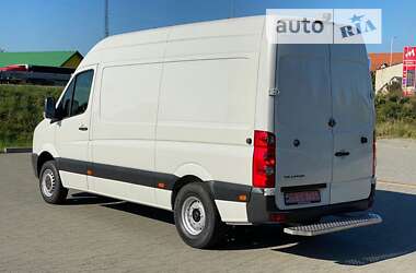 Вантажний фургон Volkswagen Crafter 2013 в Стрию