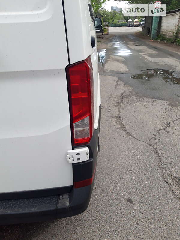 Грузопассажирский фургон Volkswagen Crafter 2018 в Киеве