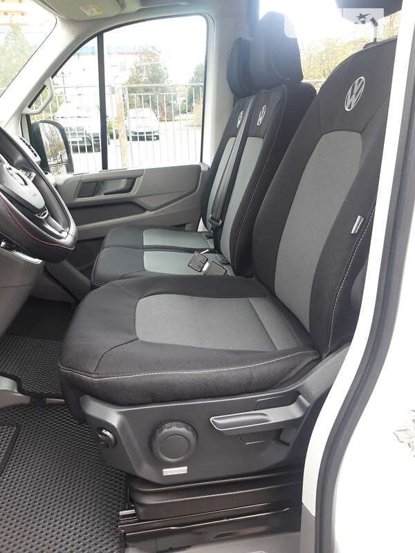 Грузопассажирский фургон Volkswagen Crafter 2018 в Киеве