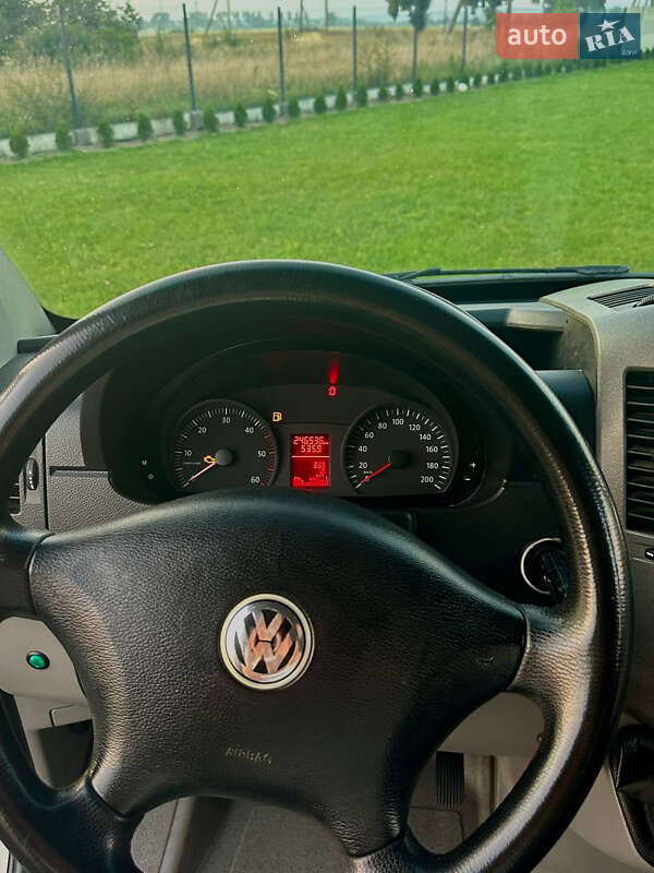 Вантажопасажирський фургон Volkswagen Crafter 2009 в Львові