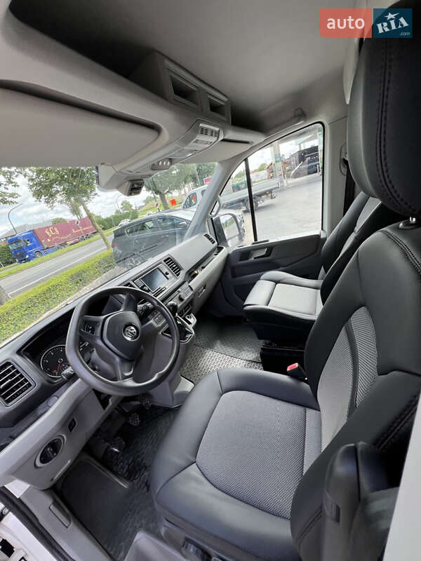 Микроавтобус Volkswagen Crafter 2020 в Киеве