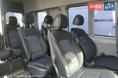 Микроавтобус Volkswagen Crafter 2006 в Ровно