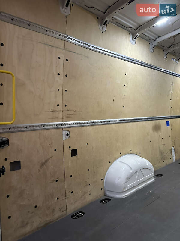 Грузовой фургон Volkswagen Crafter 2018 в Мукачево фото 34 Грузовой фургон Volkswagen Crafter 2018 в Мукачево