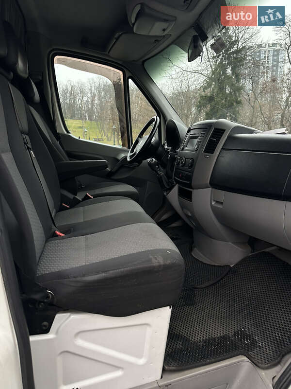 Вантажний фургон Volkswagen Crafter 2008 в Харкові