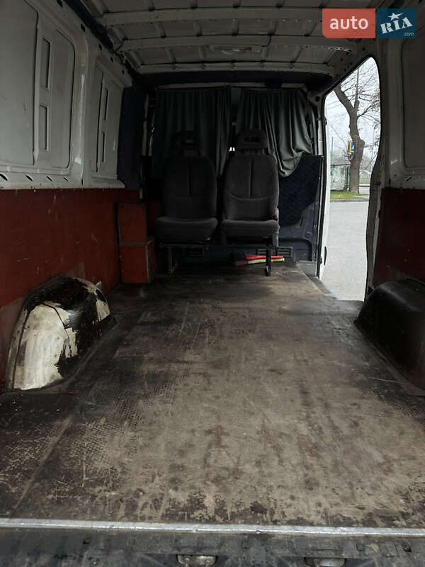 Вантажний фургон Volkswagen Crafter 2008 в Харкові