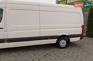 Вантажний фургон Volkswagen Crafter 2010 в Кропивницькому