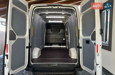 Грузовой фургон Volkswagen Crafter 2021 в 