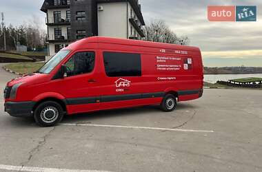 Вантажопасажирський фургон Volkswagen Crafter 2016 в Рівному