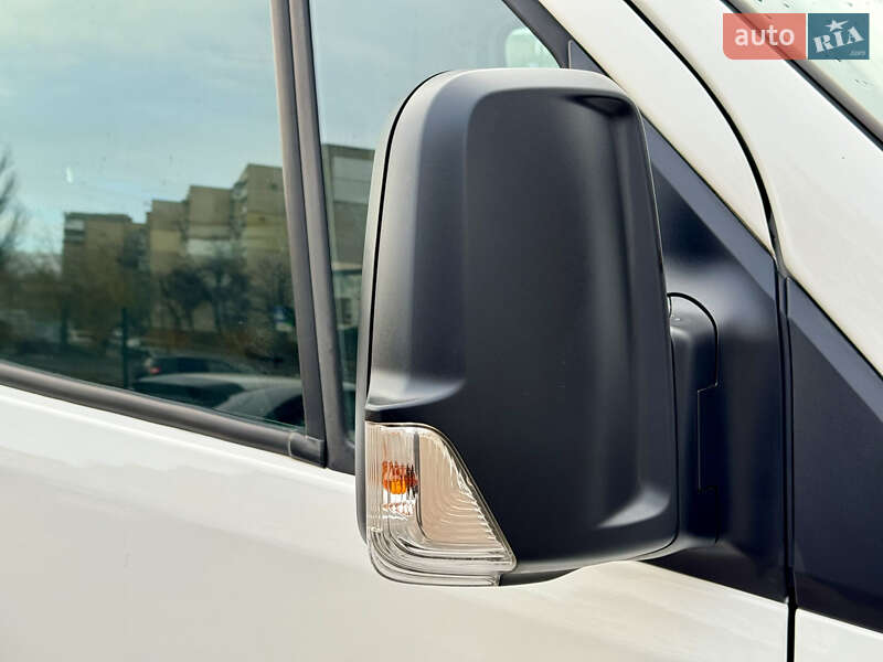 Грузопассажирский фургон Volkswagen Crafter 2016 в Виннице