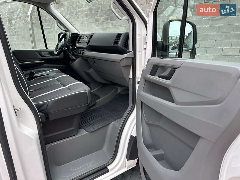 Грузопассажирский фургон Volkswagen Crafter 2018 в Ровно