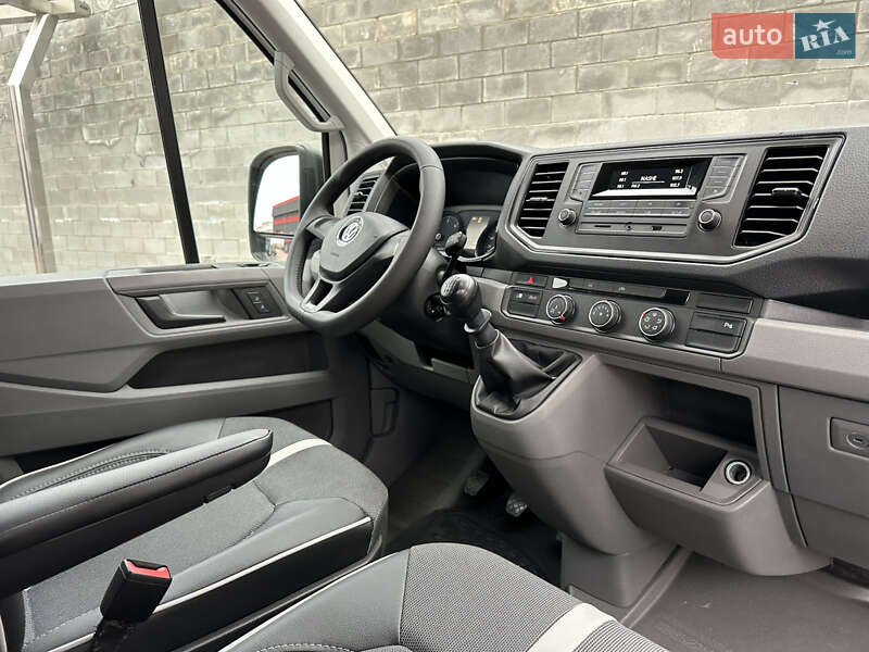 Грузопассажирский фургон Volkswagen Crafter 2018 в Ровно