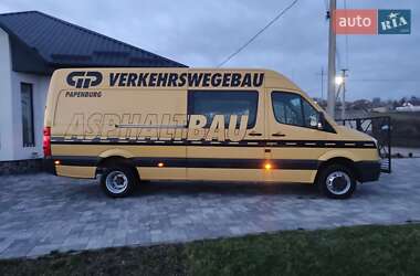 Вантажопасажирський фургон Volkswagen Crafter 2012 в Рівному