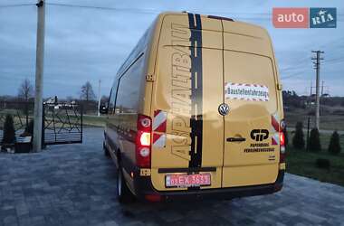 Вантажопасажирський фургон Volkswagen Crafter 2012 в Рівному