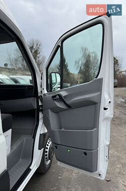 Грузовой фургон Volkswagen Crafter 2016 в 