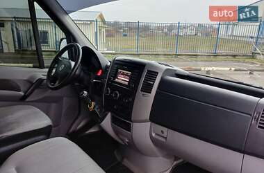 Вантажний фургон Volkswagen Crafter 2014 в Вінниці