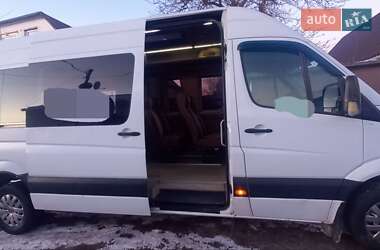 Приміський автобус Volkswagen Crafter 2011 в Броварах