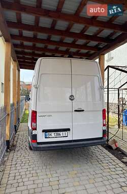 Грузовой фургон Volkswagen Crafter 2023 в 