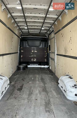 Грузовой фургон Volkswagen Crafter 2020 в 