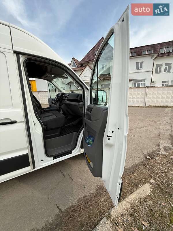 Грузовой фургон Volkswagen Crafter 2018 в Киеве