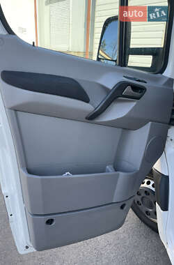 Грузовой фургон Volkswagen Crafter 2013 в 