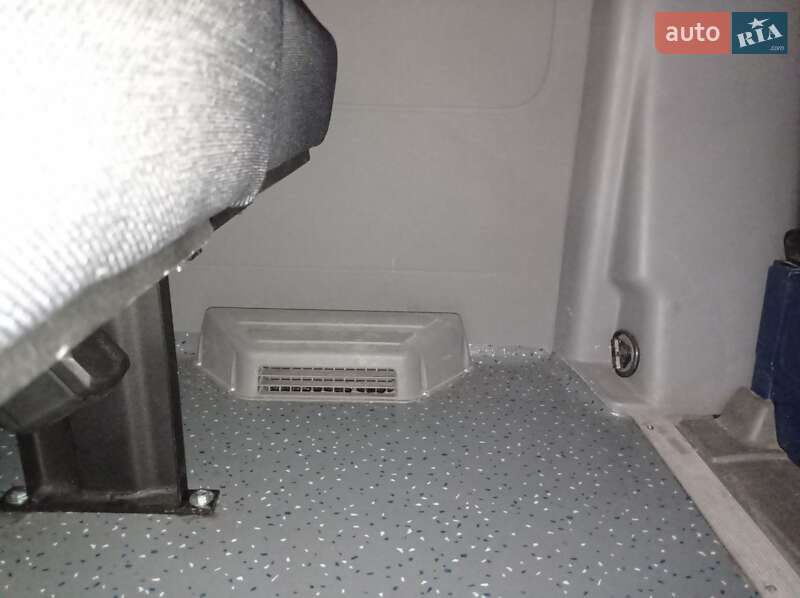 Туристический / Междугородний автобус Volkswagen Crafter 2015 в Лозовой фото 14 Туристический / Междугородний автобус Volkswagen Crafter 2015 в Лозовой