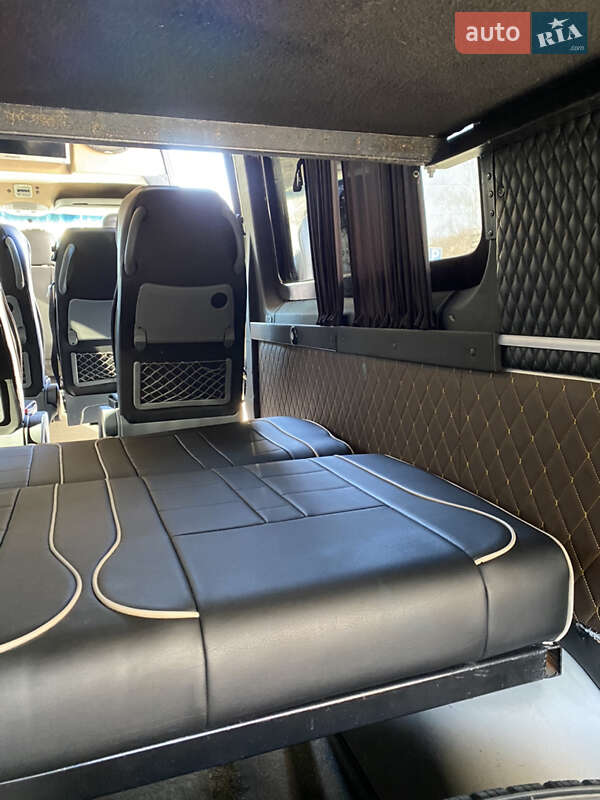 Микроавтобус Volkswagen Crafter 2014 в Ровно