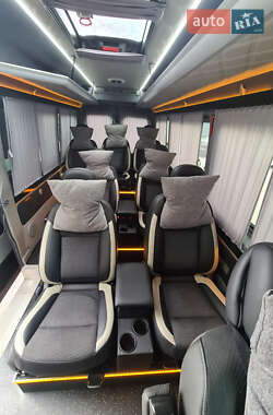 Другие автобусы Volkswagen Crafter 2012 в 