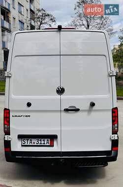 Вантажний фургон Volkswagen Crafter 2020 в 