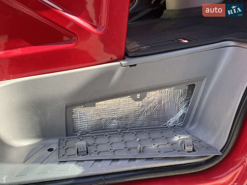 Вантажний фургон Volkswagen Crafter 2010 в Миколаєві