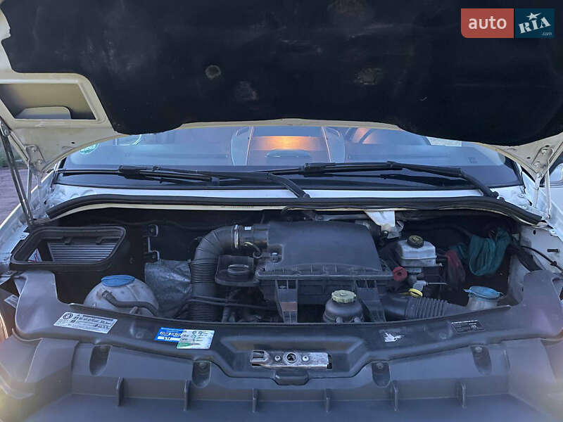 Грузовой фургон Volkswagen Crafter 2016 в Овруче