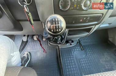 Вантажний фургон Volkswagen Crafter 2011 в 
